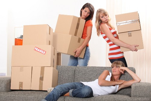 Crossness student storage for seasonal belongings and moving needs